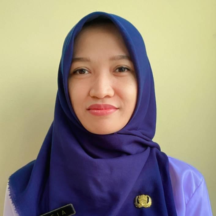 Wiwin Ariiani, Amd.Keb