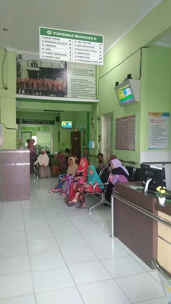 Fasilitas Pendaftaran & Ruang Tunggu Pasien